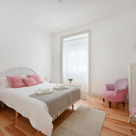 Sunny Apartment With Balcony! Lisboa Dış mekan fotoğraf