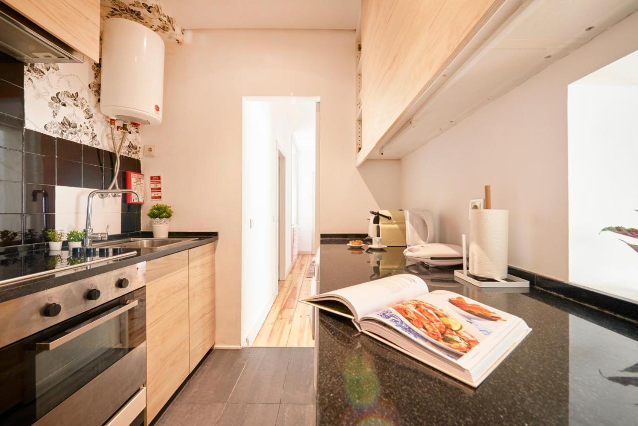 Sunny Apartment With Balcony! Lisboa Dış mekan fotoğraf