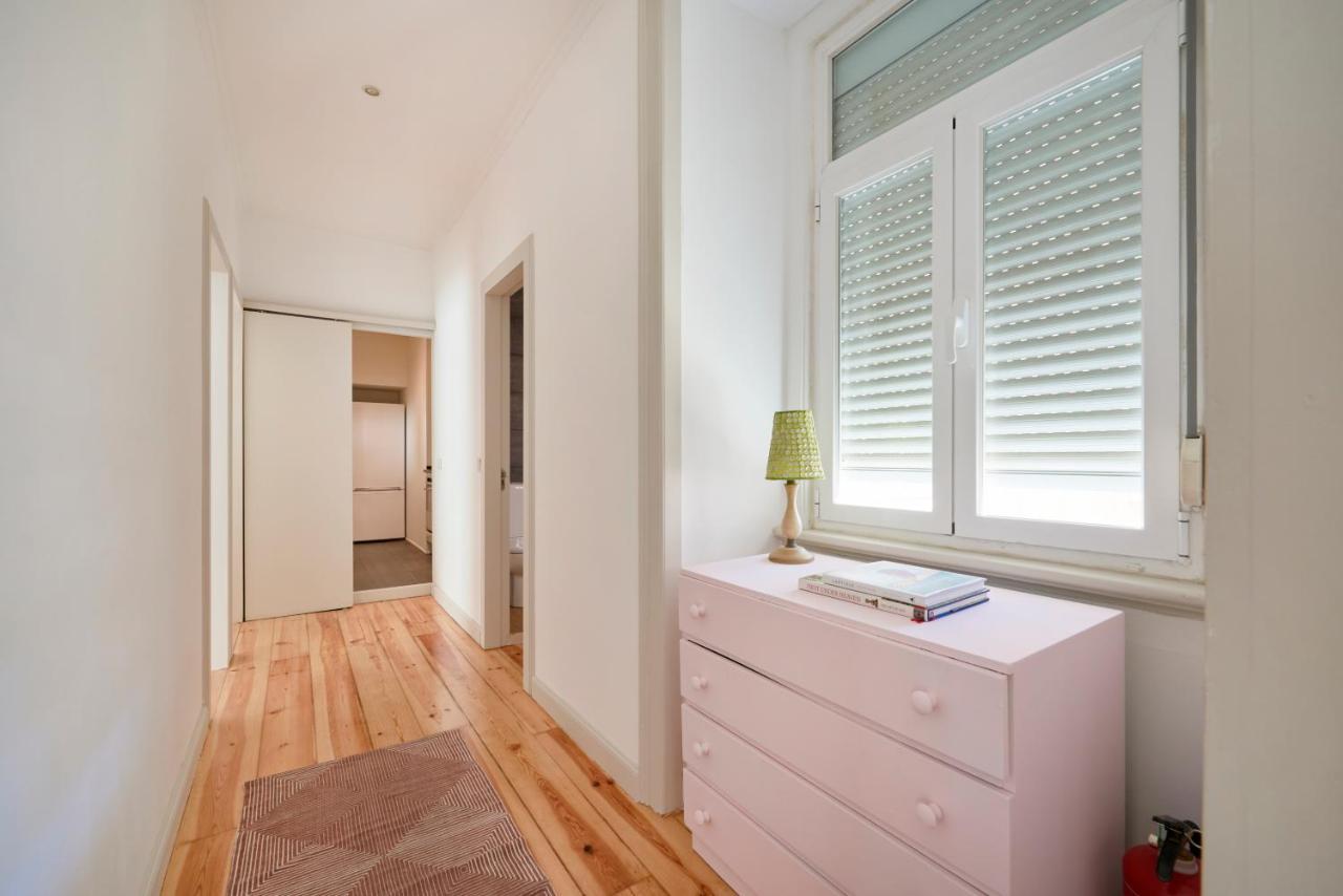Sunny Apartment With Balcony! Lisboa Dış mekan fotoğraf